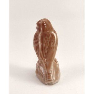 Peregrine Falcon Wade Ceramic Figurine - Red Rose Tea North American Endangered Series 1999-2002